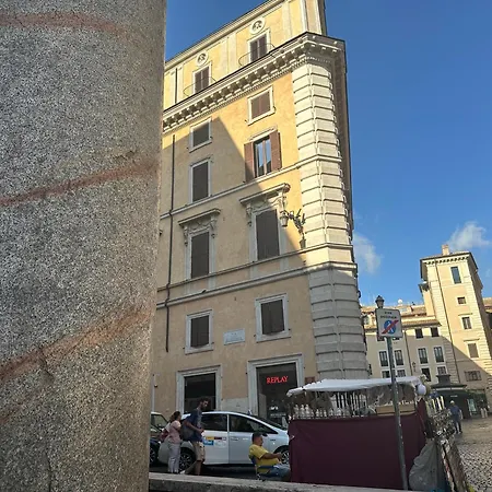 Aurea Luxury Pantheon View Daire
