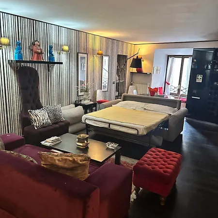 Aurea Luxury Pantheon View *